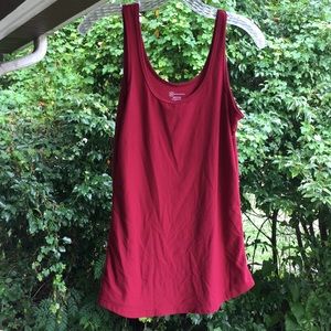 No boundaries red shirt